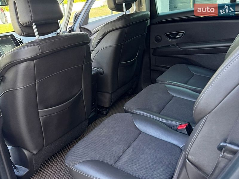 Минивэн Renault Espace 2015 в Луцке