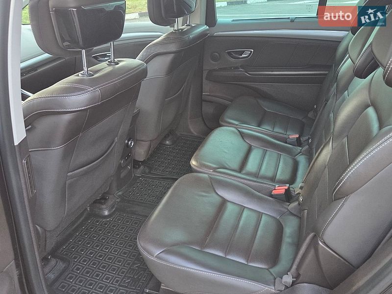 Минивэн Renault Espace 2015 в Ровно