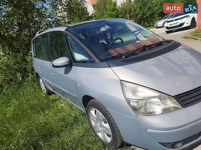 Минивэн Renault Espace 2004 в Винниках