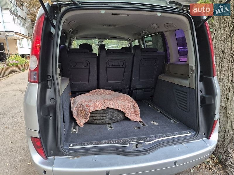 Мінівен Renault Espace 2004 в Кропивницькому