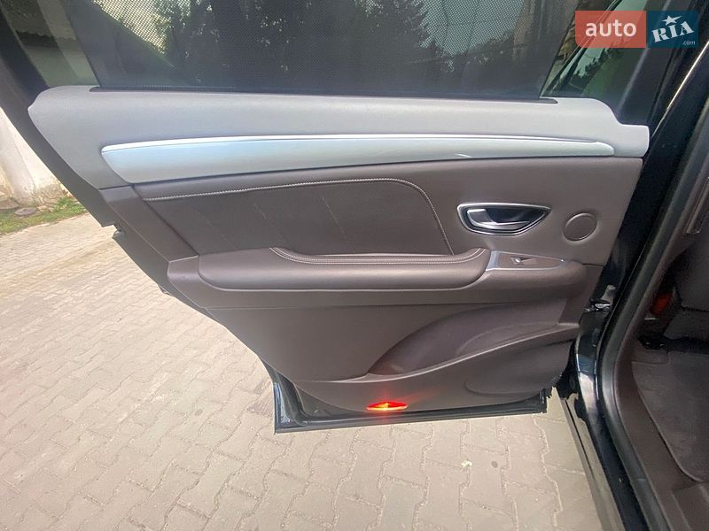 Мінівен Renault Espace 2015 в Луцьку