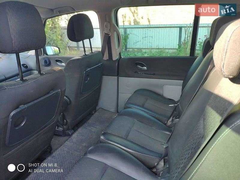 Минивэн Renault Espace 2006 в Красилове