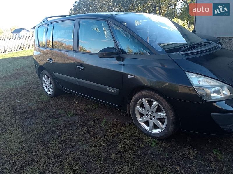 Минивэн Renault Espace 2004 в Остроге