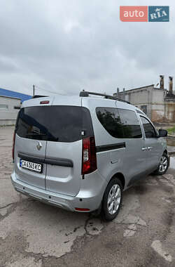 Мінівен Renault Express 2023 в 