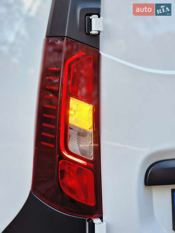 Грузовой фургон Renault Express 2023 в Дрогобыче