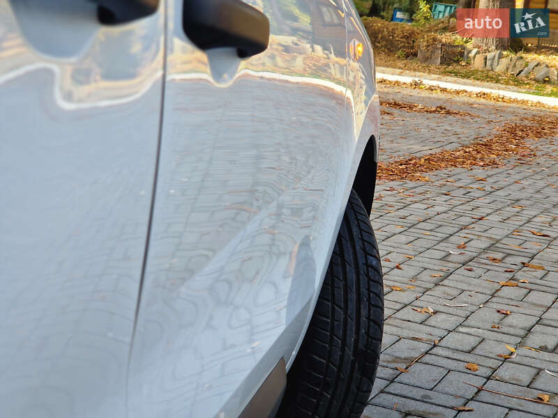 Грузовой фургон Renault Express 2023 в Дрогобыче