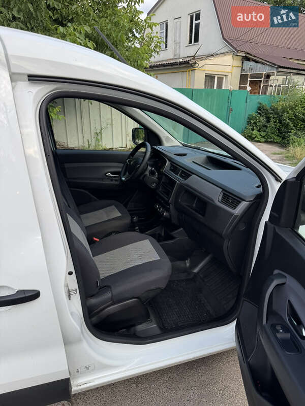 Грузовой фургон Renault Express 2023 в Киеве фото 8 Грузовой фургон Renault Express 2023 в Киеве