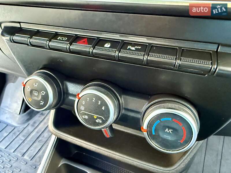 Мінівен Renault Express 2023 в Одесі фото 48 Мінівен Renault Express 2023 в Одесі