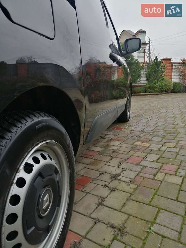Вантажний фургон Renault Express 2021 в Умані