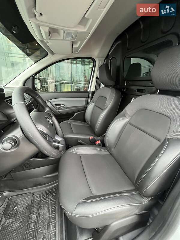 Грузовой фургон Renault Express 2022 в Киеве