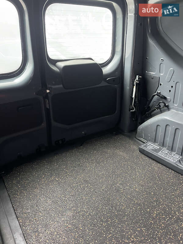 Вантажний фургон Renault Express 2022 в Львові