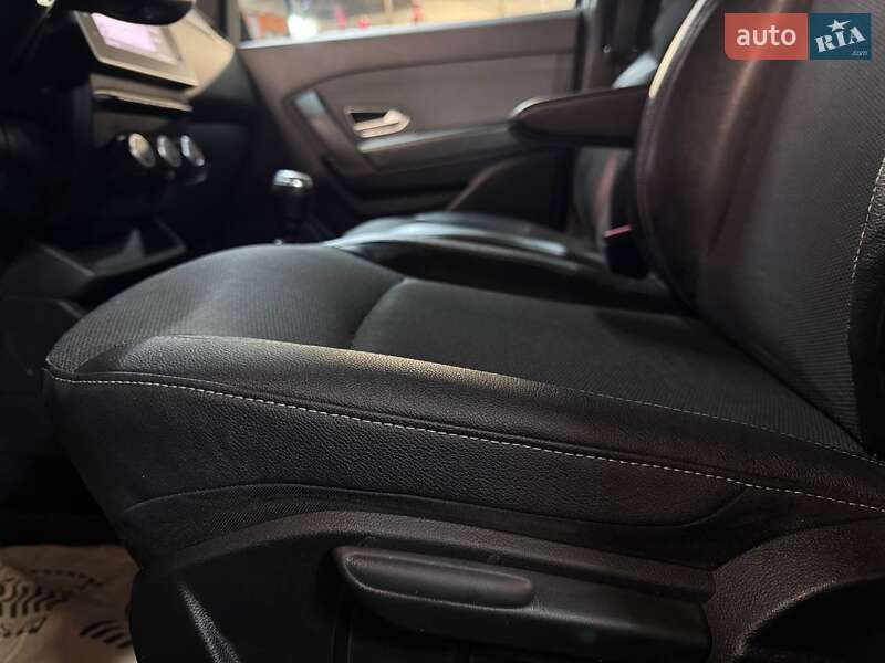 Мінівен Renault Express 2021 в Києві фото 39 Мінівен Renault Express 2021 в Києві