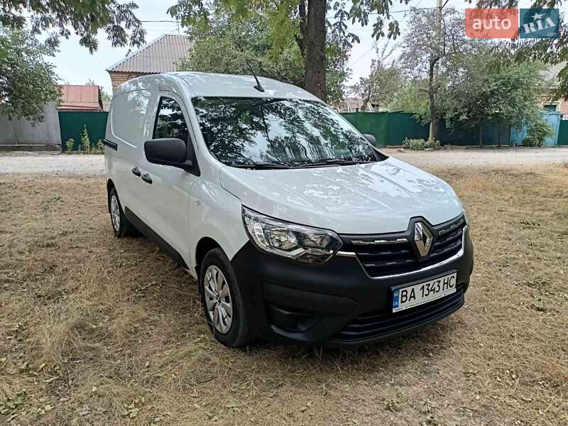 Грузовой фургон Renault Express 2023 в Кропивницком фото Грузовой фургон Renault Express 2023 в Кропивницком