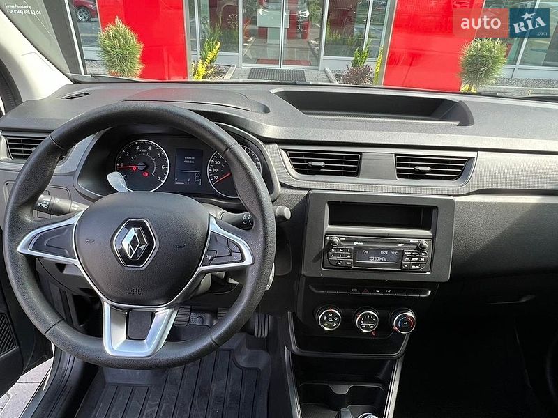 Грузовой фургон Renault Express 2023 в Ивано-Франковске