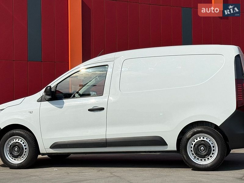 Грузовой фургон Renault Express 2022 в Киеве фото 17 Грузовой фургон Renault Express 2022 в Киеве