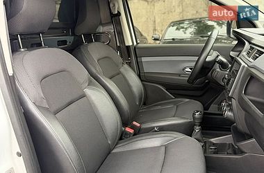 Вантажний фургон Renault Express 2022 в Чернівцях