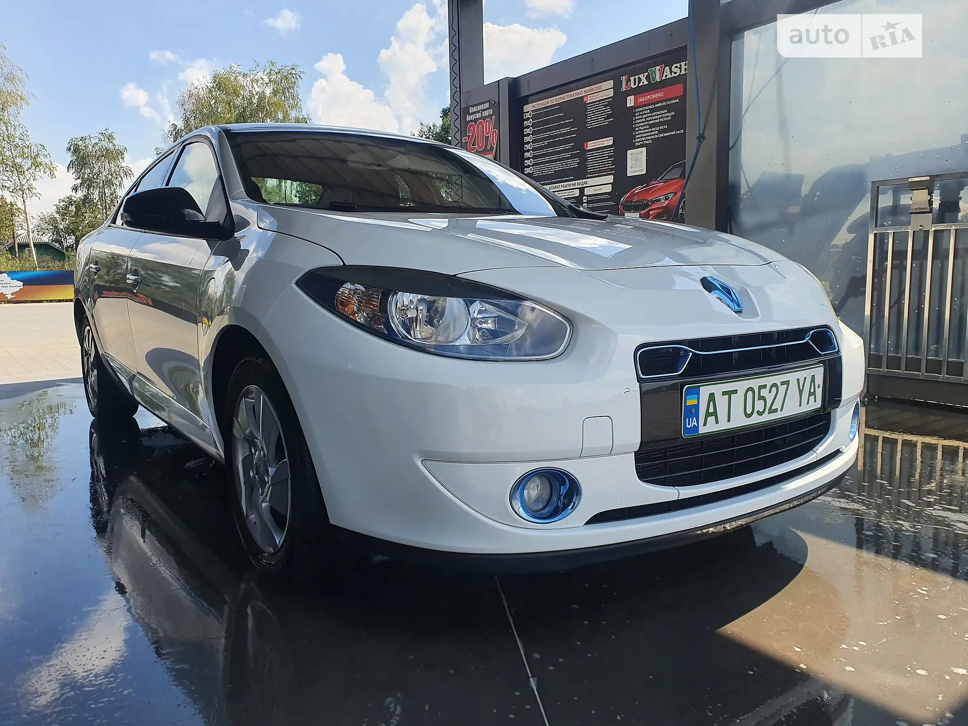 2011 Renault Fluence - мініатюра 10