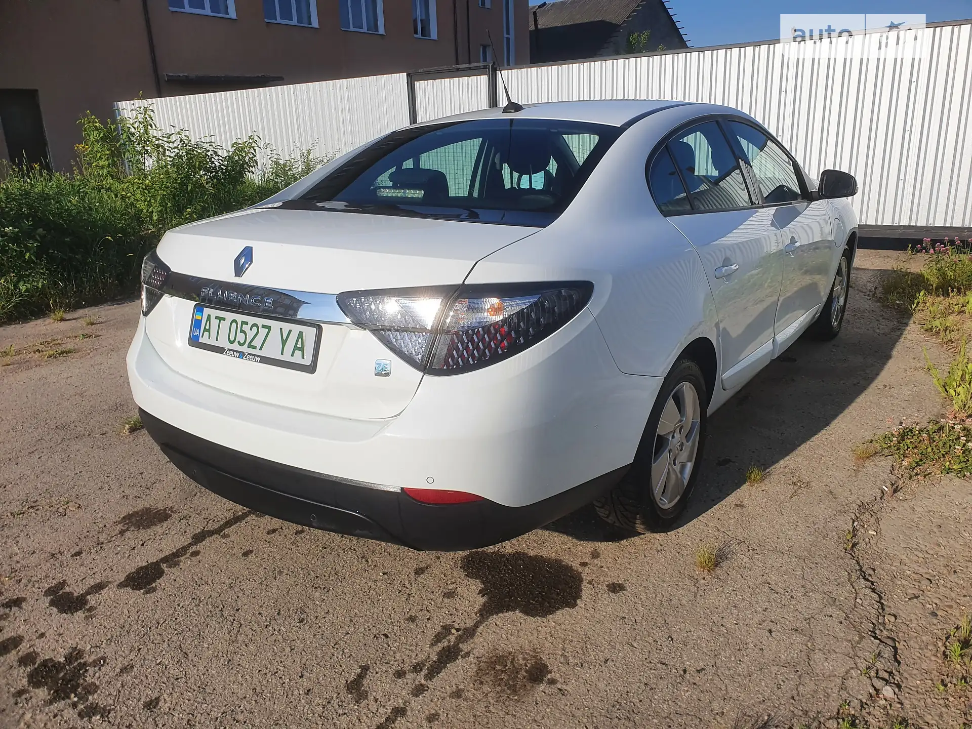 2011 Renault Fluence - мініатюра 4