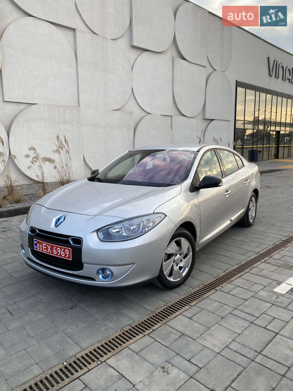 Седан Renault Fluence Z.E. 2011 в Луцьку