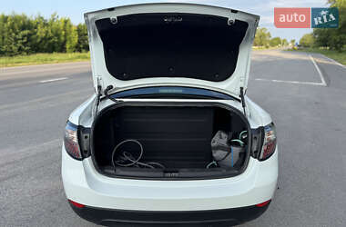 Седан Renault Fluence Z.E. 2012 в 