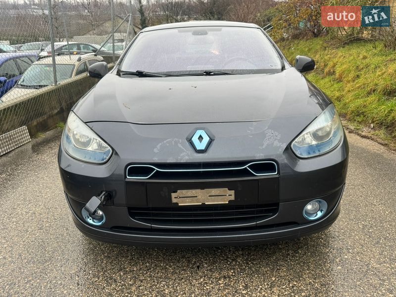 Седан Renault Fluence Z.E. 2012 в Львове