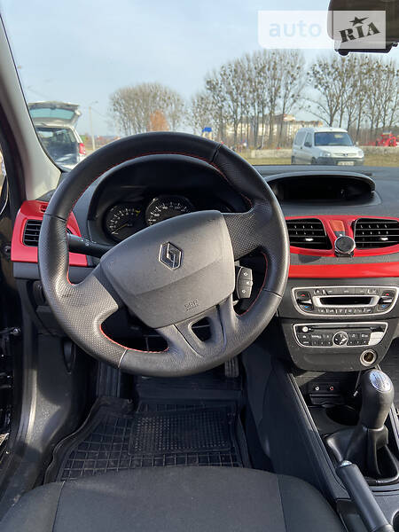 Седан Renault Fluence 2010 в Рівному