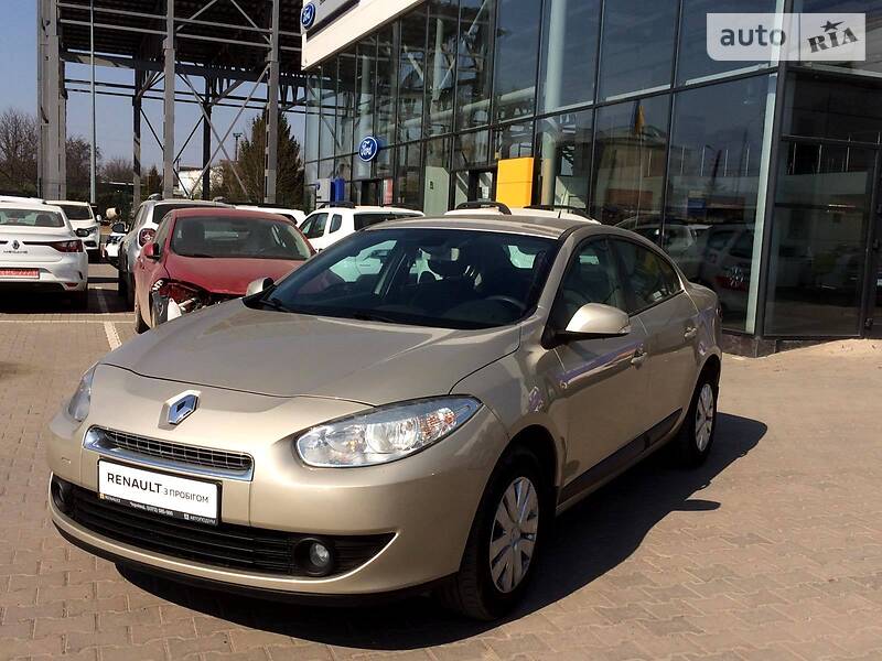 Седан Renault Fluence 2010 в Чернівцях