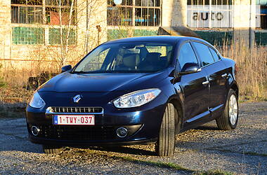 Седан Renault Fluence 2012 в 