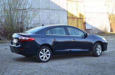 Седан Renault Fluence 2012 в 