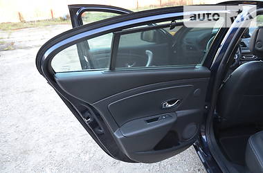 Седан Renault Fluence 2012 в 