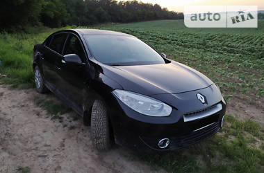 Седан Renault Fluence 2010 в Ізяславі