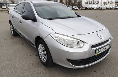 Седан Renault Fluence 2010 в Киеве