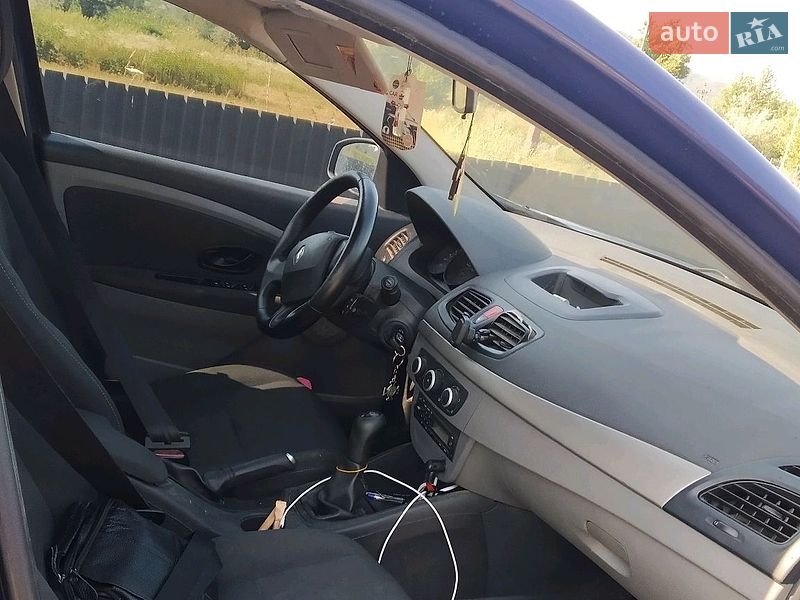 Седан Renault Fluence 2011 в Мукачево
