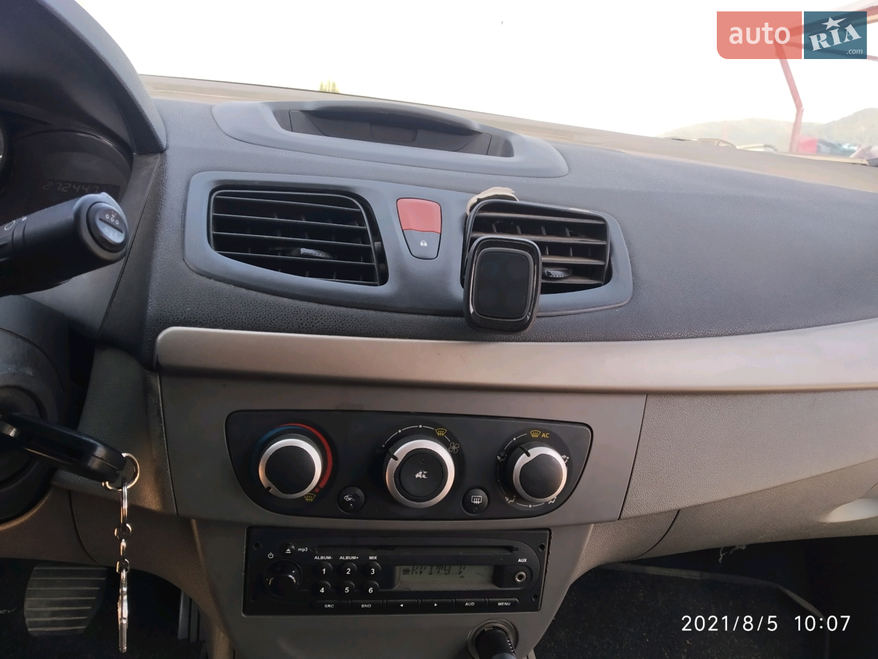 2011 Renault Fluence - мініатюра 23