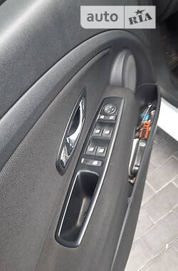 Седан Renault Fluence 2016 в 