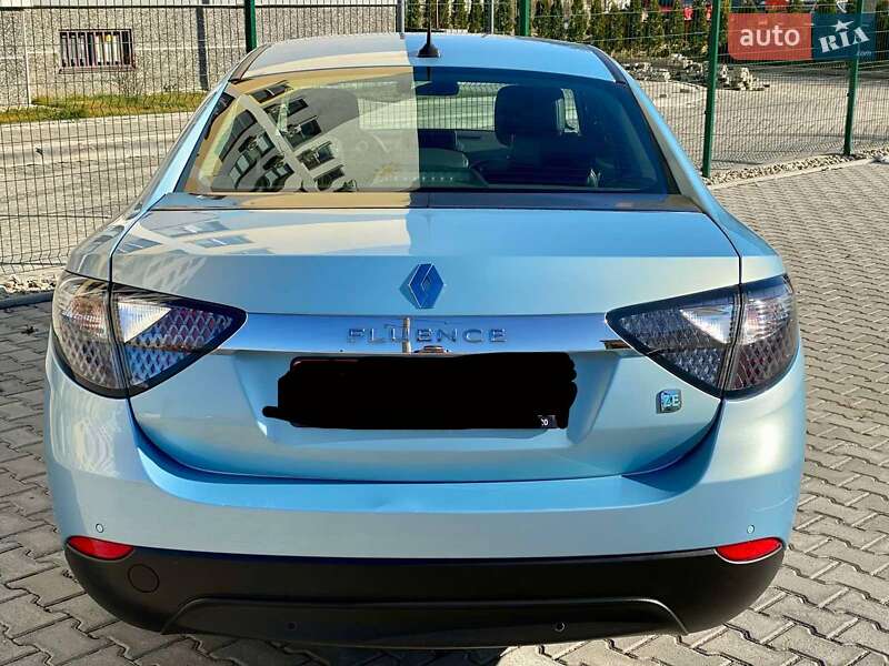 Седан Renault Fluence 2012 в Калуше