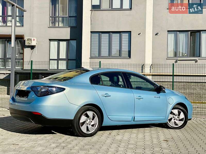 Седан Renault Fluence 2012 в Калуше
