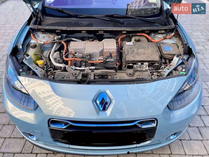 Седан Renault Fluence 2012 в Калуше
