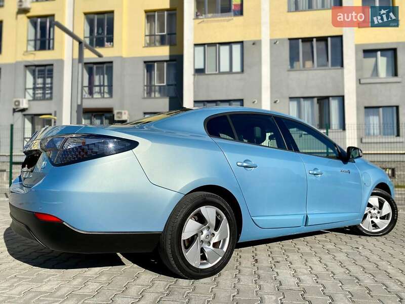 Седан Renault Fluence 2012 в Калуше
