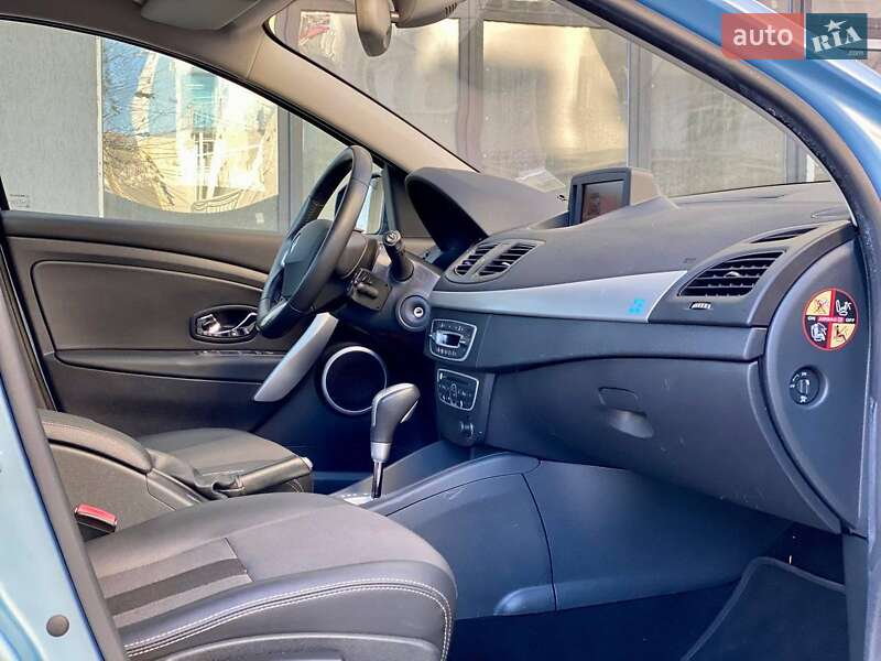 Седан Renault Fluence 2012 в Калуше