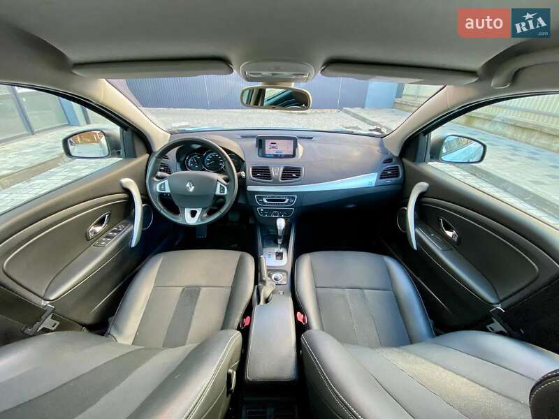 Седан Renault Fluence 2012 в Калуше