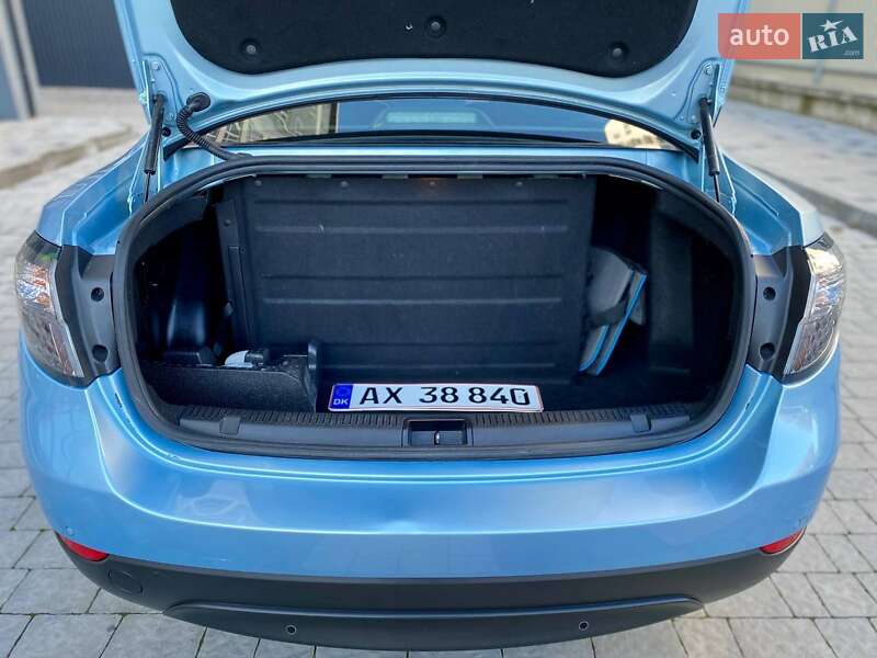 Седан Renault Fluence 2012 в Калуше