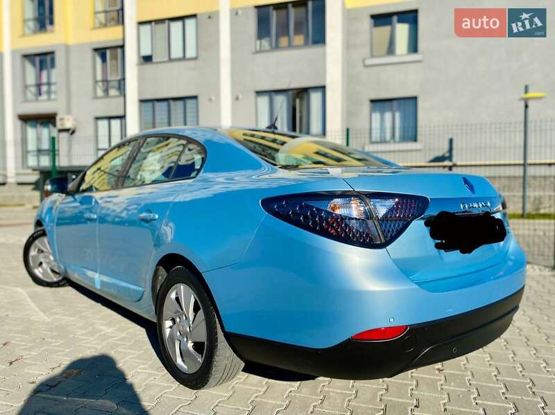 Седан Renault Fluence 2012 в Калуше
