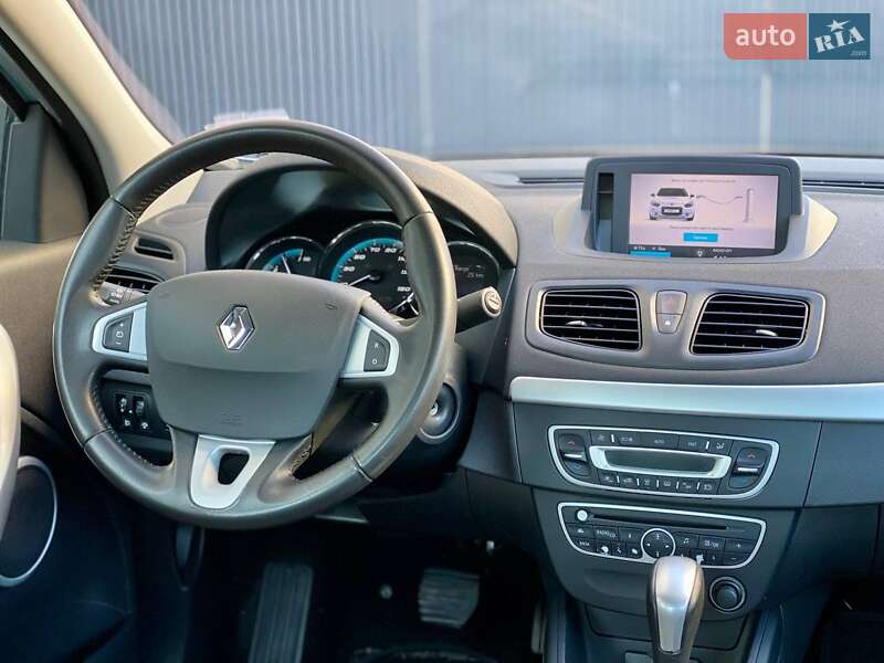 Седан Renault Fluence 2012 в Калуше