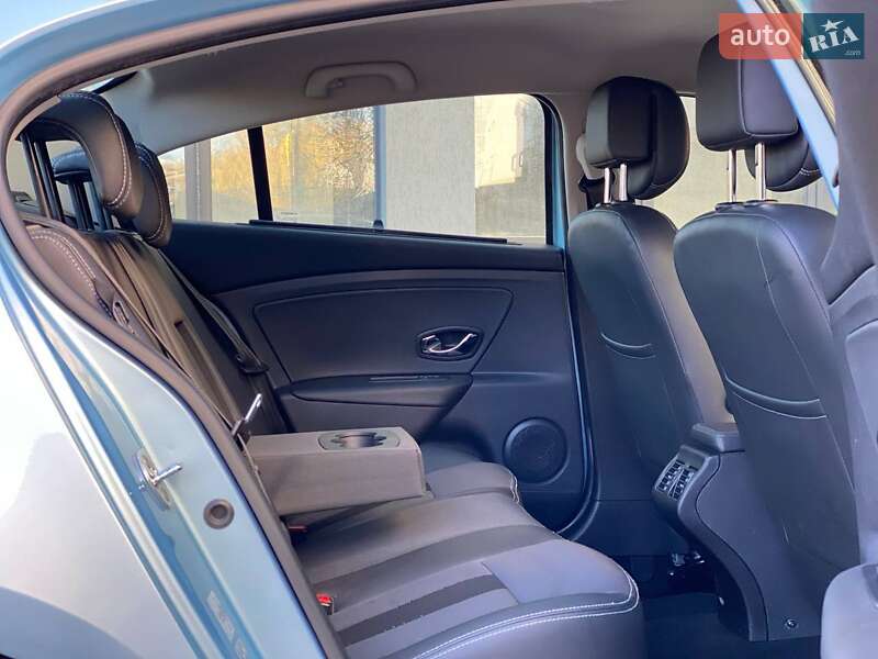 Седан Renault Fluence 2012 в Калуше