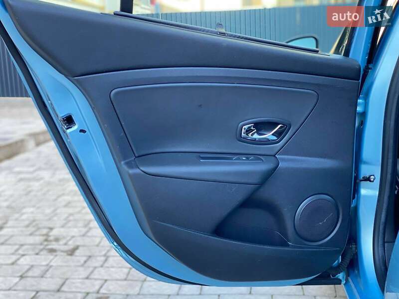 Седан Renault Fluence 2012 в Калуше