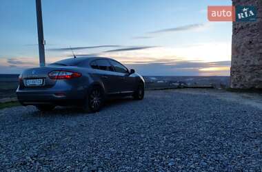 Седан Renault Fluence 2010 в Тернополе