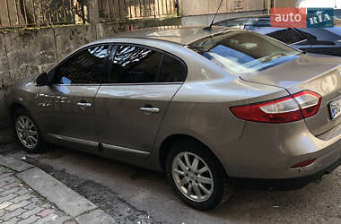 Седан Renault Fluence 2010 в Тернополі Седан Renault Fluence 2010 в Тернополі