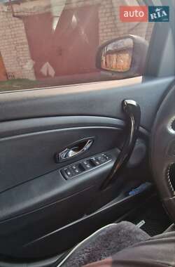 Седан Renault Fluence 2015 в Кривом Роге