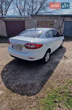Седан Renault Fluence 2015 в Кривом Роге